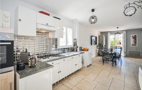 La Farlede House | 2 Bedroom Stunning Home In La Farlede