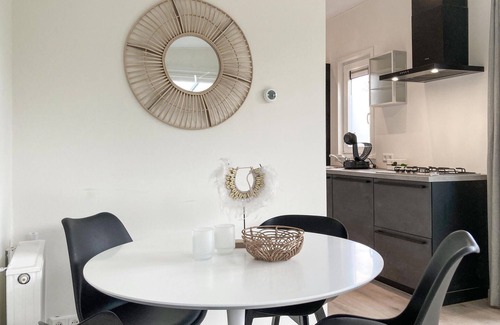 Heinkenszand House | 2 bedroom stunning home in Heinkenszand
