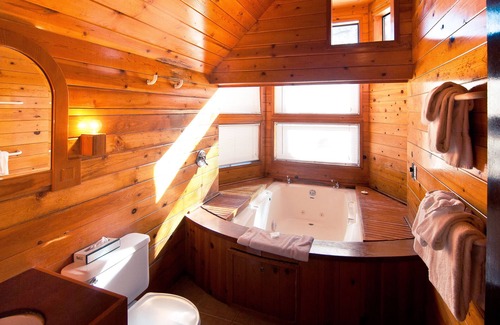 Tahoe Village Resort | 2 Bedroom Stunning Views Of Carson Valley W/Rooftop Hot Tubs