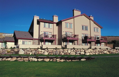 Harbor Village Apartment | 2-bedroom Twin in superb Bear Lake