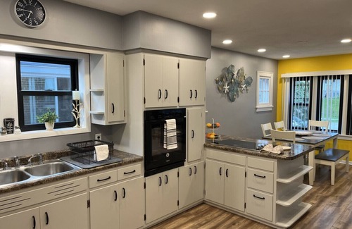 West Allis Apartment | 2 Bedroom - Urban Oasis: Stylish Hideaway with Prime Location