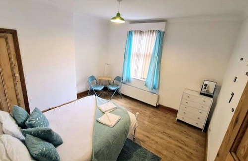 Heptonstall House | 2 bedroom Victorian canal side terrace house.