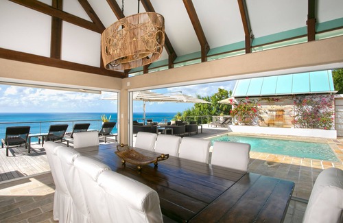 The Valley House | 2 Bedroom Villa with 2 King Suites & Pool!