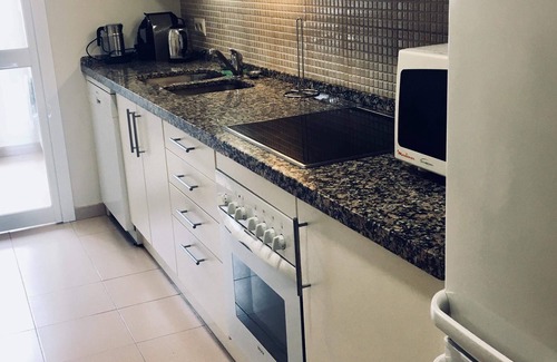 Benahavis Apartment | 2 Bedroomed Luxury Apartment - Benahavis, Marbella