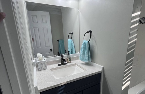 Southwest Raleigh House | 2 bedrooms 1 bath House 3 Miles to hwy 440.