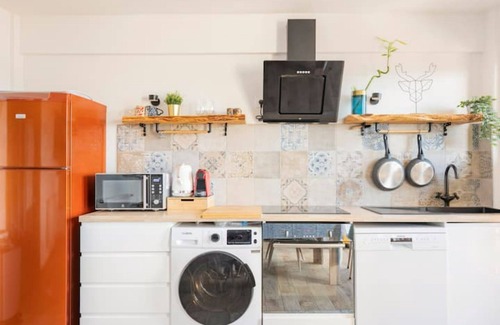 Villejuif Apartment | ☀️ 2 BEDROOMS - 1 bathroom 🚿 1 WC 🚽 close to Institut Gustave Roussy hospital
