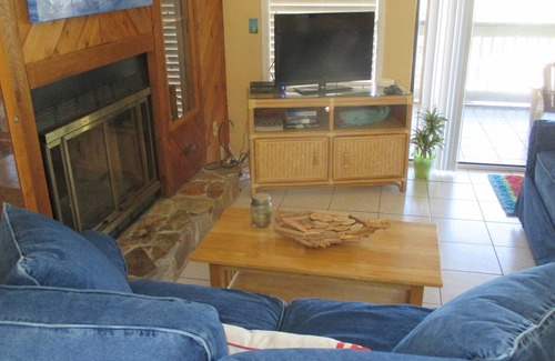 Palm Island Cottage | 2 bedrooms, 2 bath Cottages, Palm Island, Beach Access, Heated Pool, Boat Dock