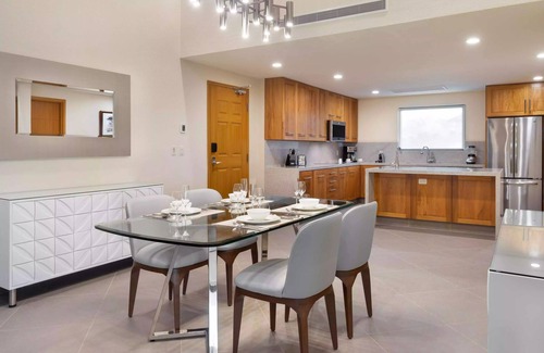 Chula Vista Resort | 2 bedrooms, 2 bathroom, sleep 6, confirmed availability, US$300/night, room only