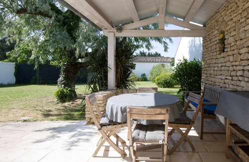 Sainte-Marie-de-Re Apartment | 2 Bedrooms Apartment In Sainte-Marie-De-Ré