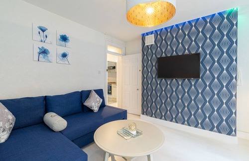 City of Westminster Apartment | 2 Bedrooms Apartment next door to Selfridges