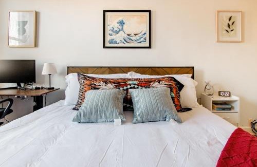 Bloomingdale Apartment | 2 Bedrooms at the heart of the City! Full Comfort!