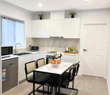 Moss Vale House | 2 Bedrooms Minimalist Home in Moss Vale