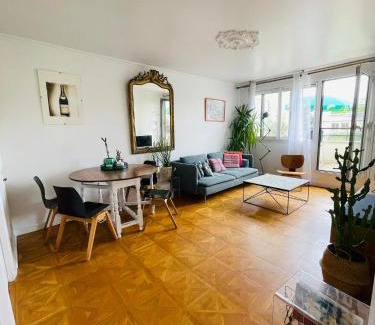 Quartier de Becon Apartment | 2 BEDROOMS & TERRACE with BBQ COURBEVOIE PARIS