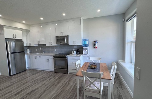 Calgary House | 2 Beds 1 Bath Walkout Basement Suite