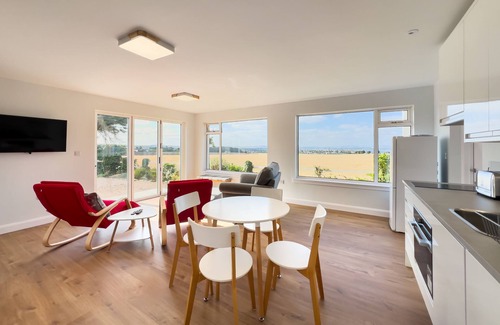 St. Andrews Cottage | 2 Birchwood House - sleeps 4 guests in 2 bedrooms