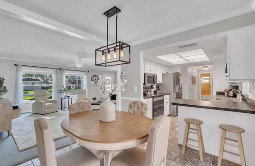 Sarasota Springs House | 2 Blocks from Legacy Trl+Heated Pool&Pool Table