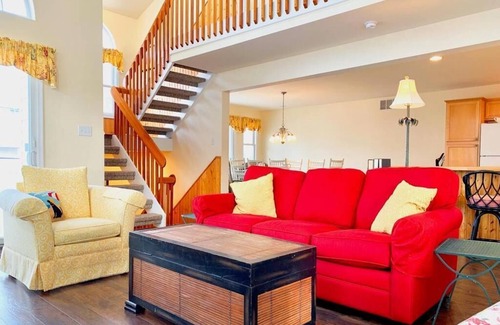 Townsend's Inlet House | 2 Blocks from the Beach- southern end of Sea Isle