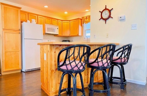 Townsend's Inlet House | 2 Blocks from the Beach- southern end of Sea Isle