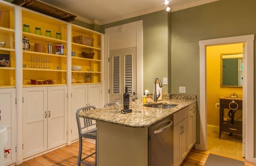 Central Boulder House | 2 Blocks North of Pearl St, Walk To Downtown
