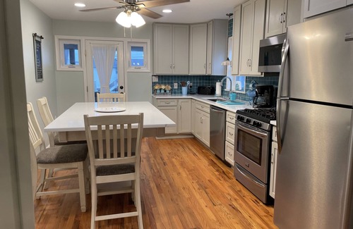 Point Pleasant Beach House | 2 blocks to Beach LINEN, fire pit, POOL sleeps 12