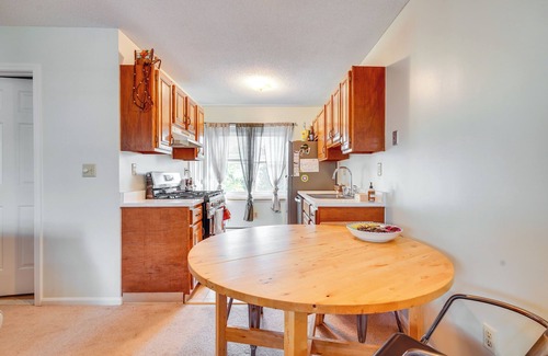 Woodmont House | 2 Blocks to Beach: Walkable Woodmont Village Home