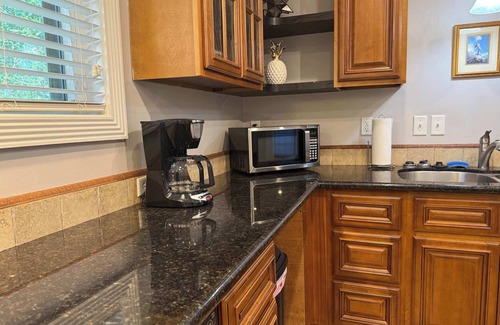 Highlands - Perkins Apartment | 2 BR apartment with laundry, pool