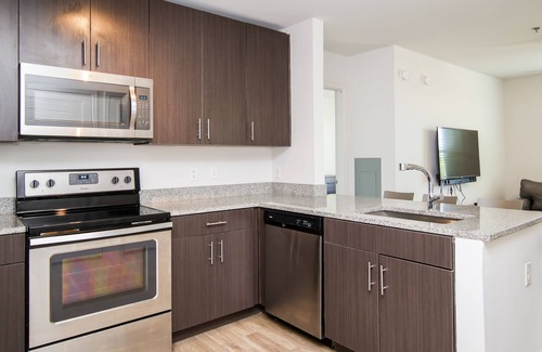 Oxford Condo | 2 BR Condo between Oxford Square and University of MS