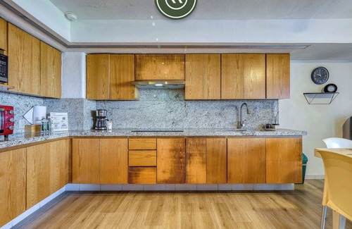 Isla Iguana Apartment | 2 BR Condo in Hotel - Beach - Pools - Kids Club