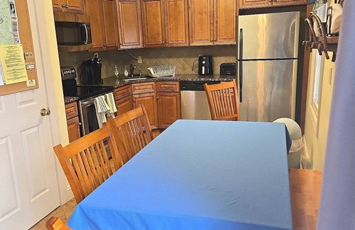 Hancock Condo | 2 BR Condo Mountain Views At Jiminy Peak- Sleeps 7