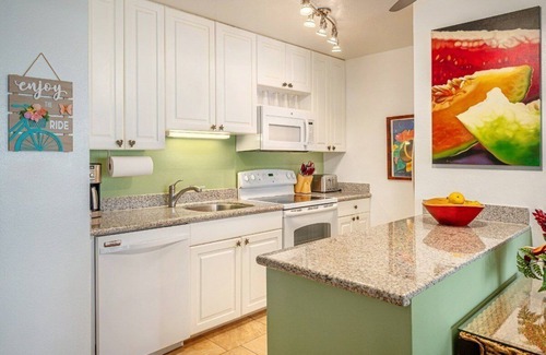 Kapaa Condo | 2 BR Condo @ Oceanfront Resort Kapaa Shore