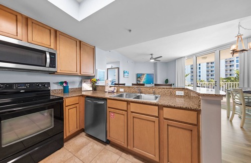 Indian Bayou Condo | 2 BR King Suite walk/shuttle to Beach, 11,Pools