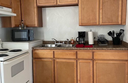Norfolk Apartment | 2 BR Tranquil Apt Near Downtown Norfolk