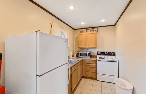 Indian Point Cabin | 2 BR Waterfront Cabin w/Pool + Swim & Boat dock