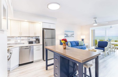 Captiva Apartment | 2 Bright One Bedroom Bayside Villas with Direct Beach Access & Fishing Fun