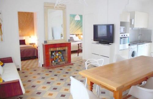 Greoux-les-Bains Apartment | 2 Chemin Neuf balcon