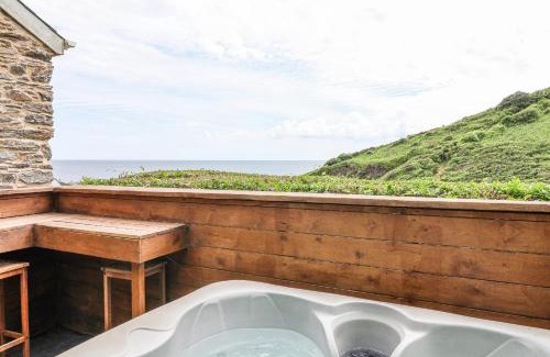Portholland House | 2 Cliff Cottages