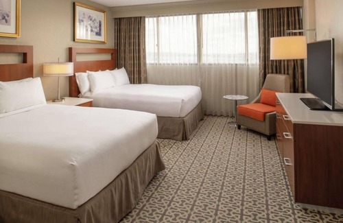 Southcenter House | 2 Connecting Suites at a Hotel