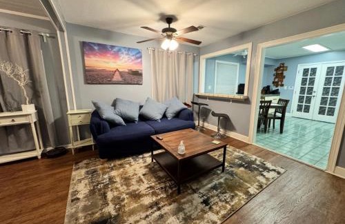 Arlington Apartment | 2 CoZY HOME WITH HUGE PATIO