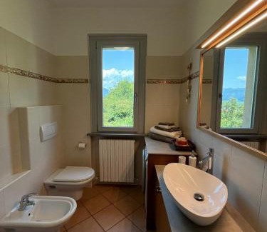 Mandello del Lario Apartment | 2 Cuori al Lago - Appartamento in villetta singola