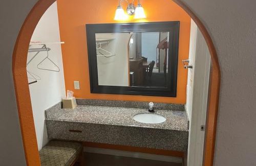 Livingston Apartment | 2 Double Beds Hotel Studio 234