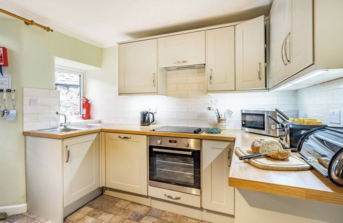 Ambleside Cottage | 2 Fairview Terrace Ambleside