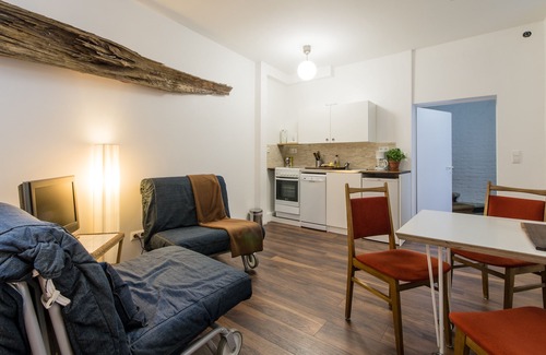 Friedrichshain-Kreuzberg Apartment | 2-Floor Apt w/Separate Entrance Right in the Heart of Kreuzberg!