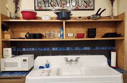 Sturgeon Bay Apartment | #2 Heart of Sturgeon-Bay, Walk to the beach, restaurants, bars, shops, museums