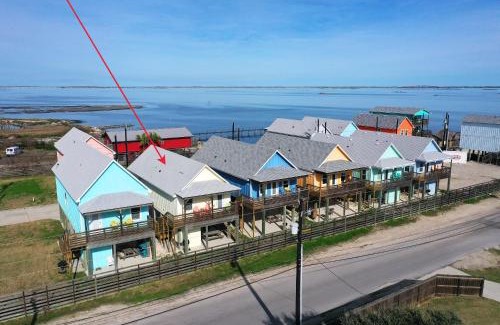 Flour Bluff House | 2 Homes on the Bay Shared Waterfront Pool Boat Dock Laguna Village Paradise