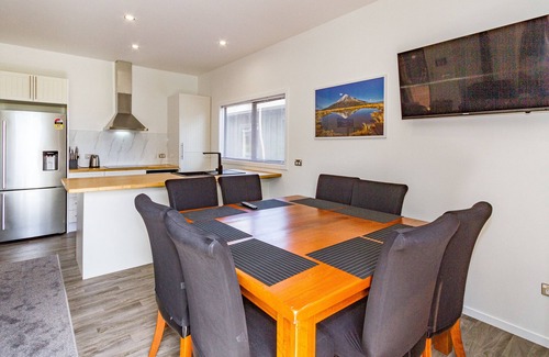 Ohakune House | 2 houses for the price of 1