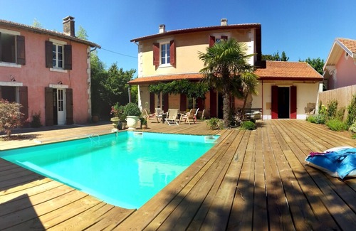 Andernos-les-Bains House | 2 independent houses with heated pool, small view of the Basin. 7 bedrooms.