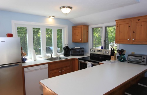 Mashpee Cottage | 2 John Ewer Rd - Cozy cottage near Peters Pond w. water view & A/C