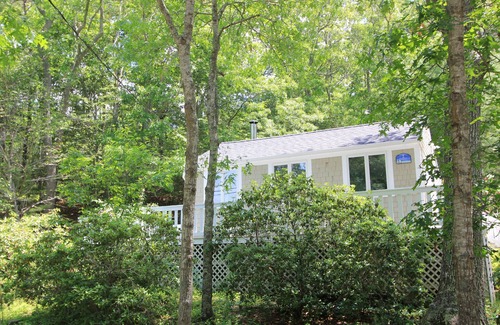 Mashpee Cottage | 2 John Ewer Rd - Cozy cottage near Peters Pond w. water view & A/C