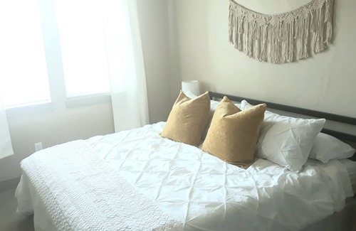 San Moritz Apartment | 2 King Beds, 2 Baths, #4KTV #Hot tub