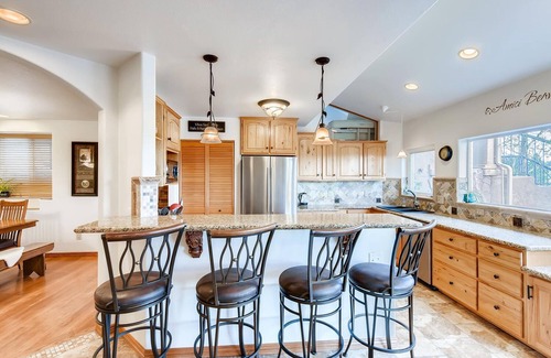 Colorado Springs House | 2 KING Masters, Pikes Peak Views. Sleeps 17, Close To AF Academy - 2 Living Rms